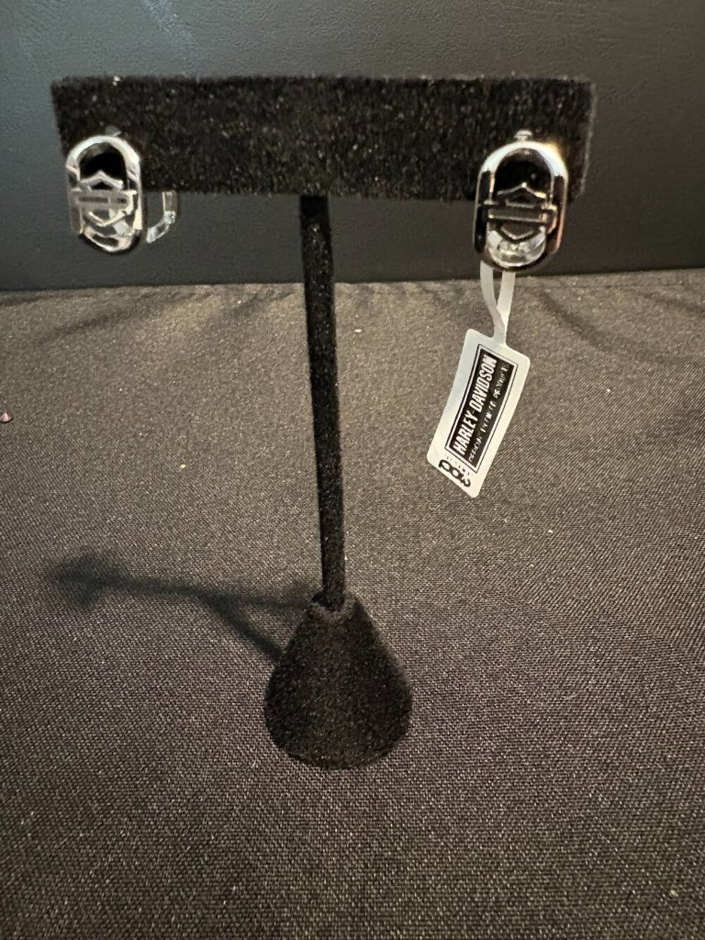 HARLEY DAVIDSON OUTLINE BAR & SHIELD HINGE HOOP EARRINGS